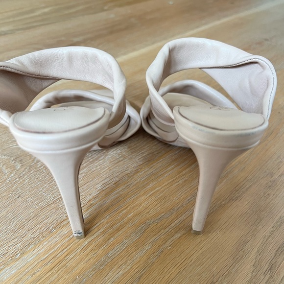 Raye Heels - Picture 2 of 5